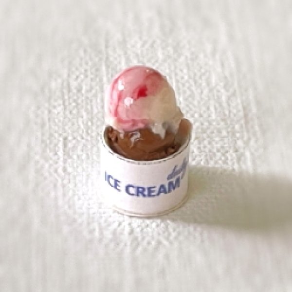 画像1: アイスクリームカップ入り（チョコ×チェリーチーズケーキ） (1)