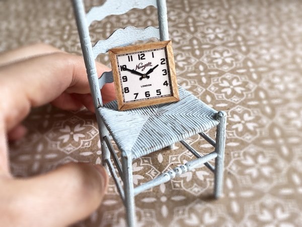 画像2: 壁掛け時計(レトロ/木枠） (2)