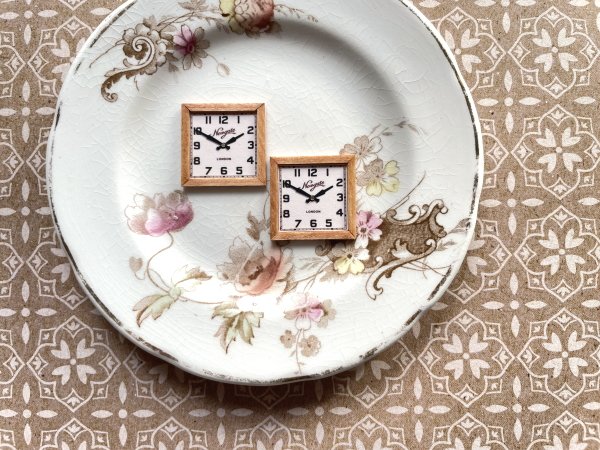 画像4: 壁掛け時計(レトロ/木枠） (4)